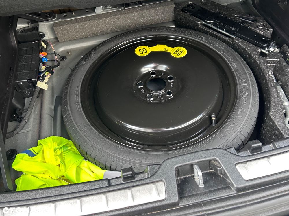 Volvo XC 40 D3 SCR Inscription - 29