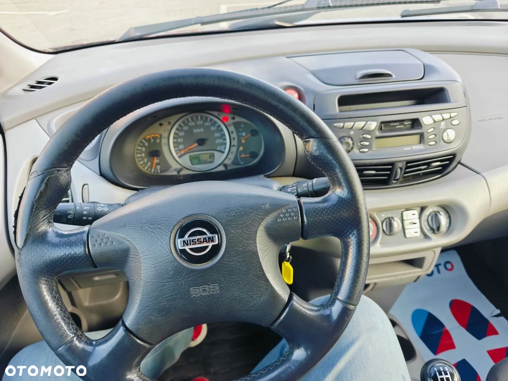 Nissan Almera Tino 1.8 Comfort High - 18