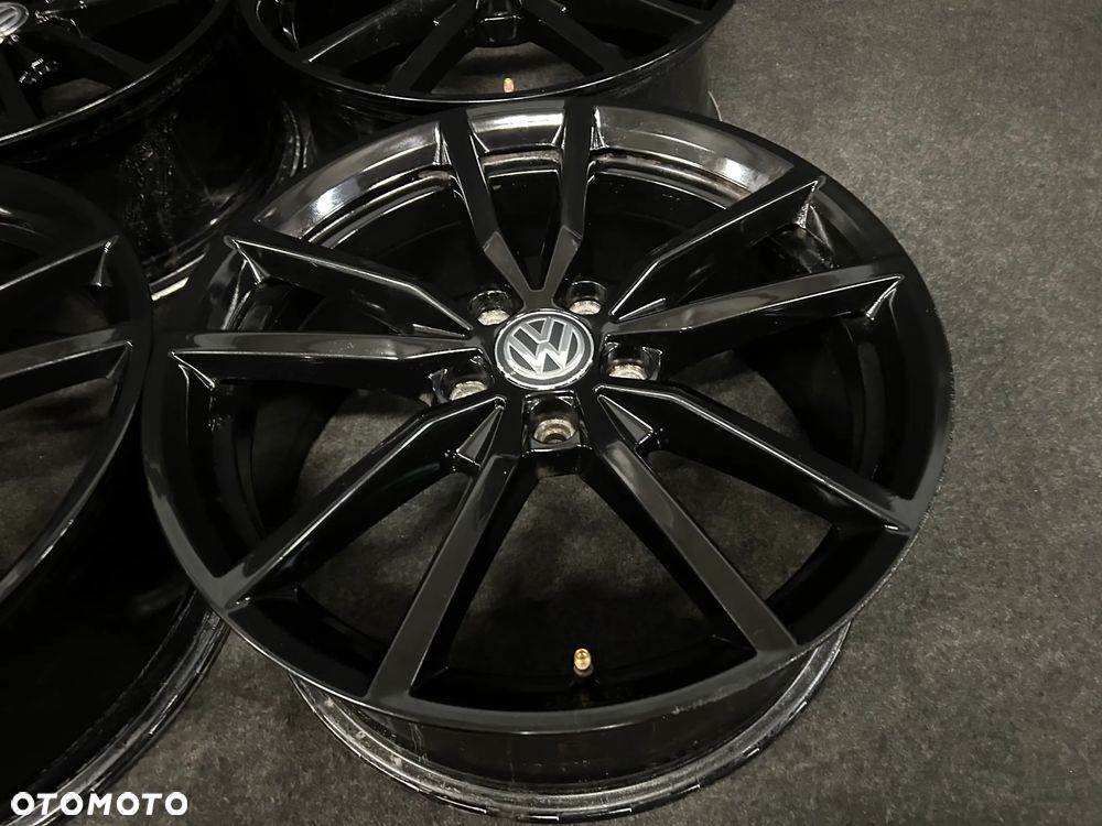 Alufelgi VW Golf 7, 6, 5, Touran, Caddy, Sportsvan, Skoda Octavia III, IV 18 cali 5x112 4szt. Pretoria! - 10