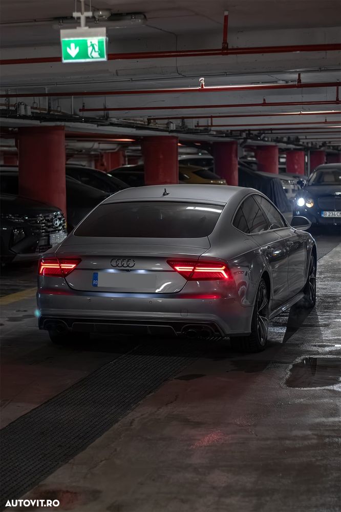 Audi S7 - 7