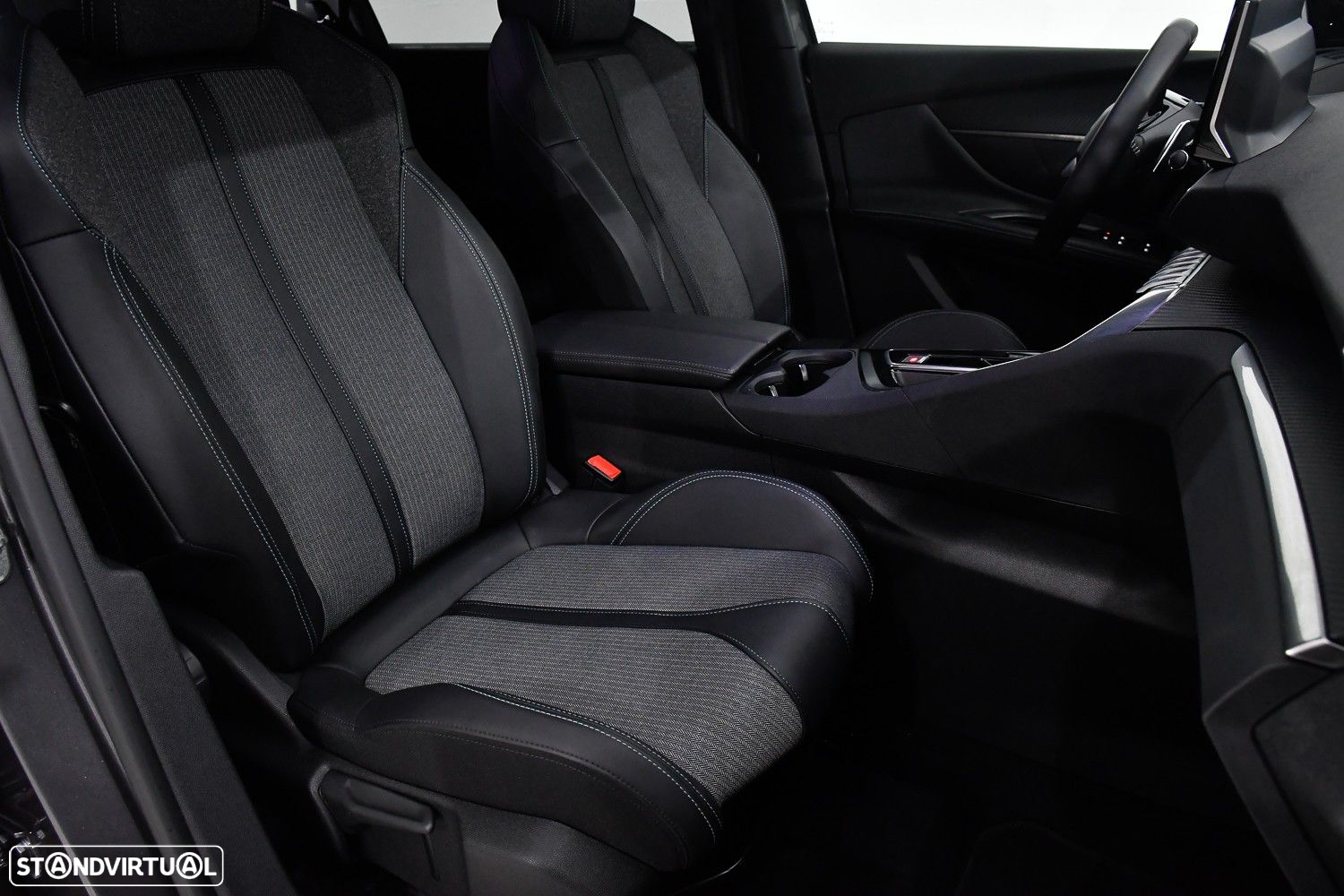 Peugeot 5008 1.5 BlueHDi Allure Pack EAT8 - 11
