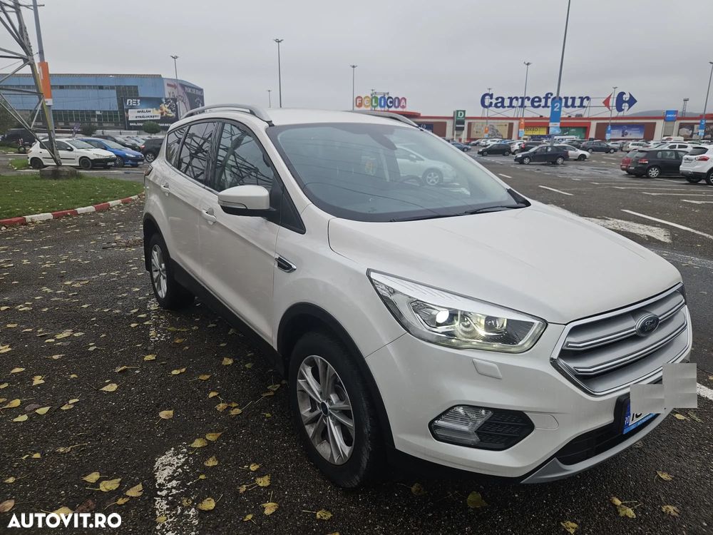 Ford Kuga - 8