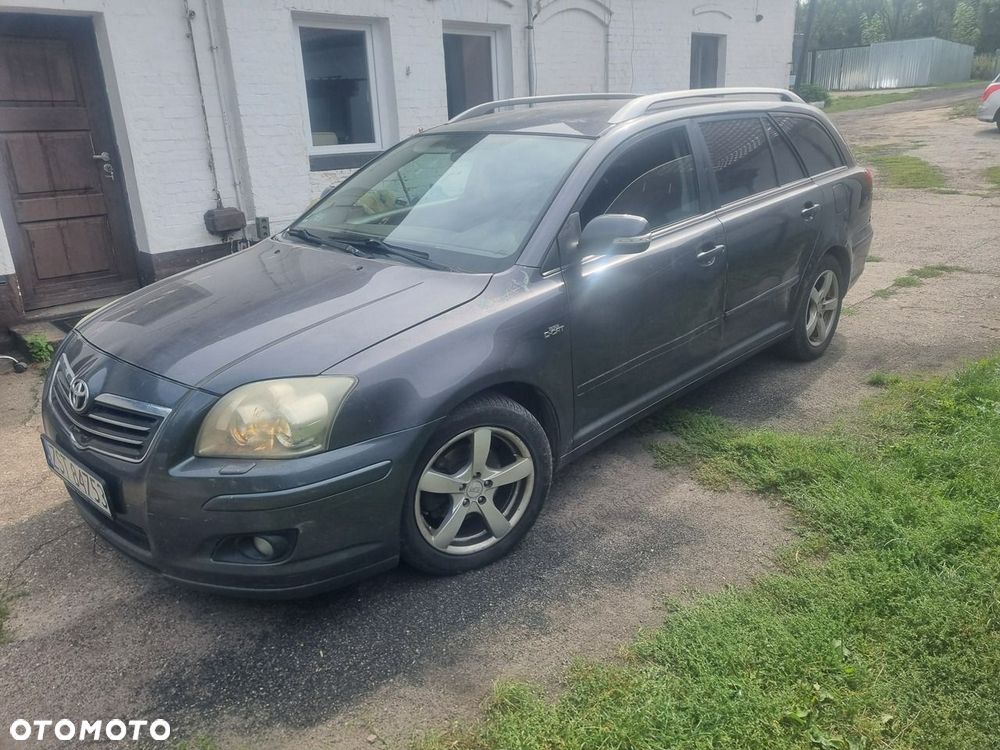 Toyota Avensis - 3