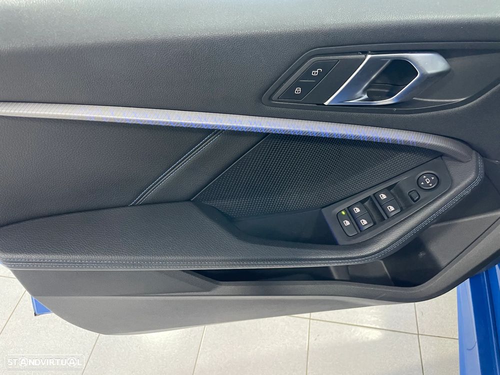 BMW 116 d Pack Desportivo M Auto - 7