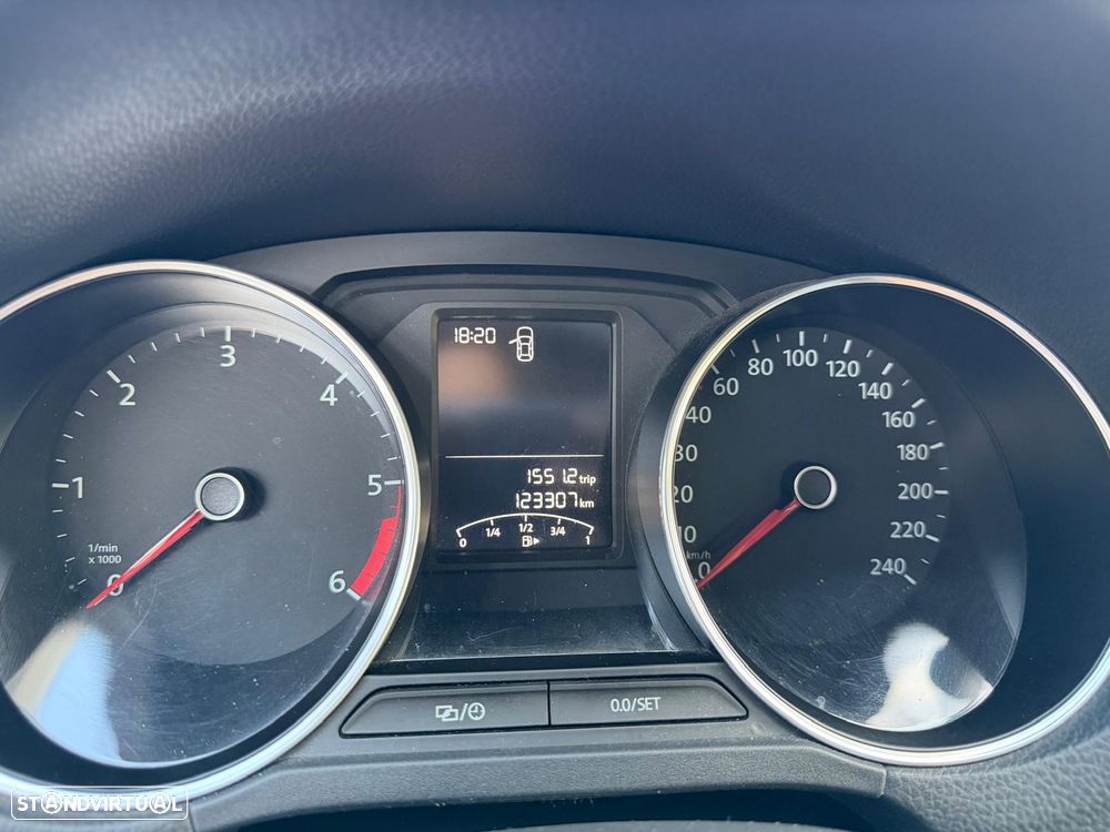 VW Polo 1.4 TDi BlueMotion - 12
