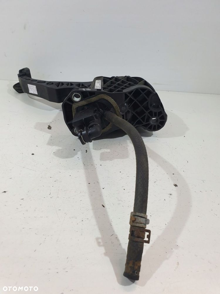 PEDAŁ SPRZĘGŁA 1K1721059BA VW GOLF V AUDI 1.4B EUR - 4