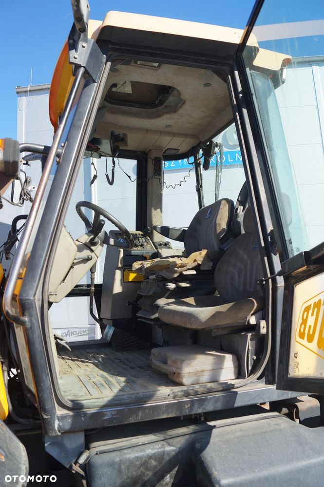 JCB Ciągnik Rolniczy Fastrac 2125 - 10