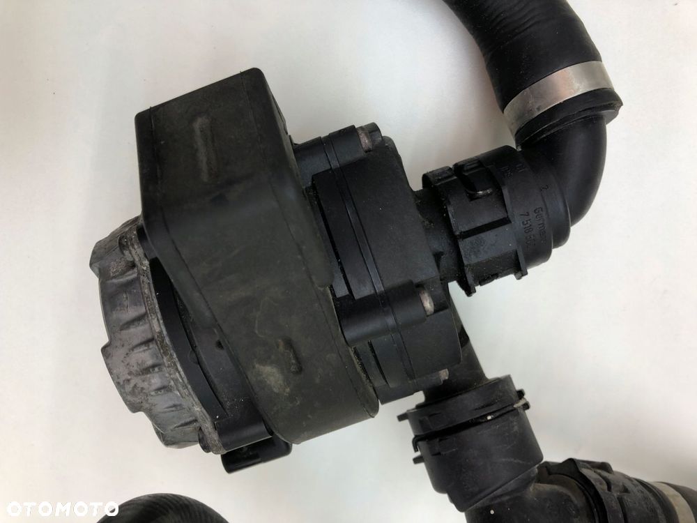 BMW F30 F31 DODATKOWA POMPA POMPY PŁYNU CHŁODNICZEGO 8616175 8638239 - 7