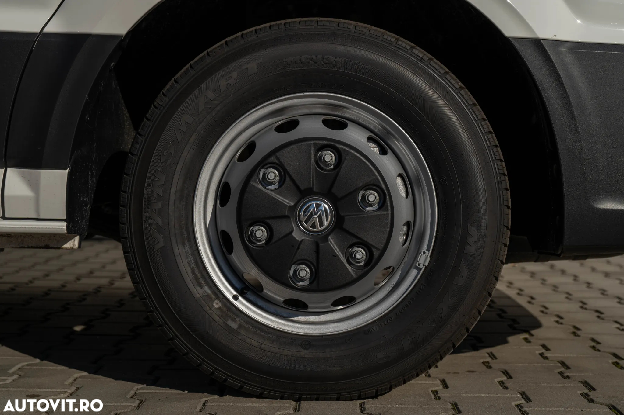 Volkswagen Crafter 5.0 Microbuz L5H3 zRWD 120kW 120KW/163CP - 5