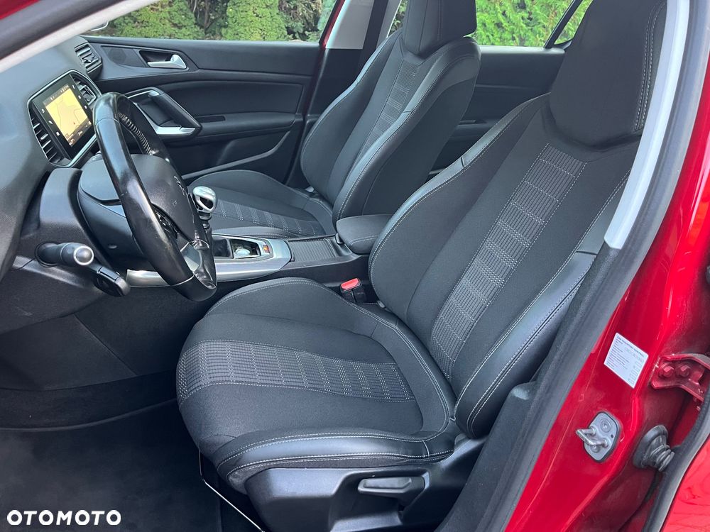 Peugeot 308 - 6