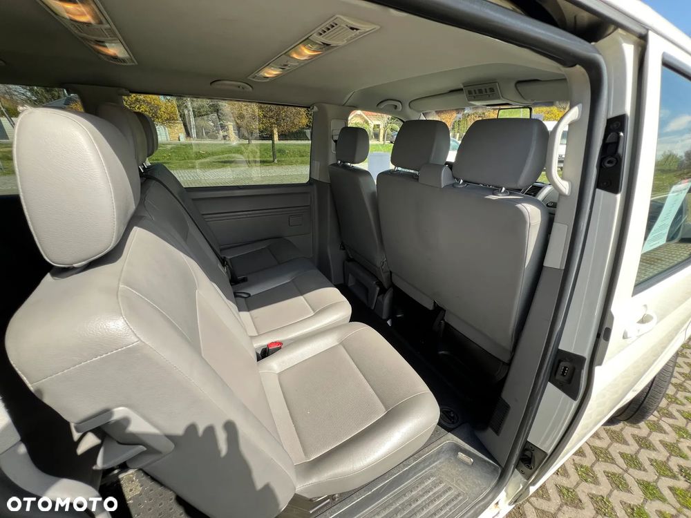 Volkswagen Caravelle L2 - 30