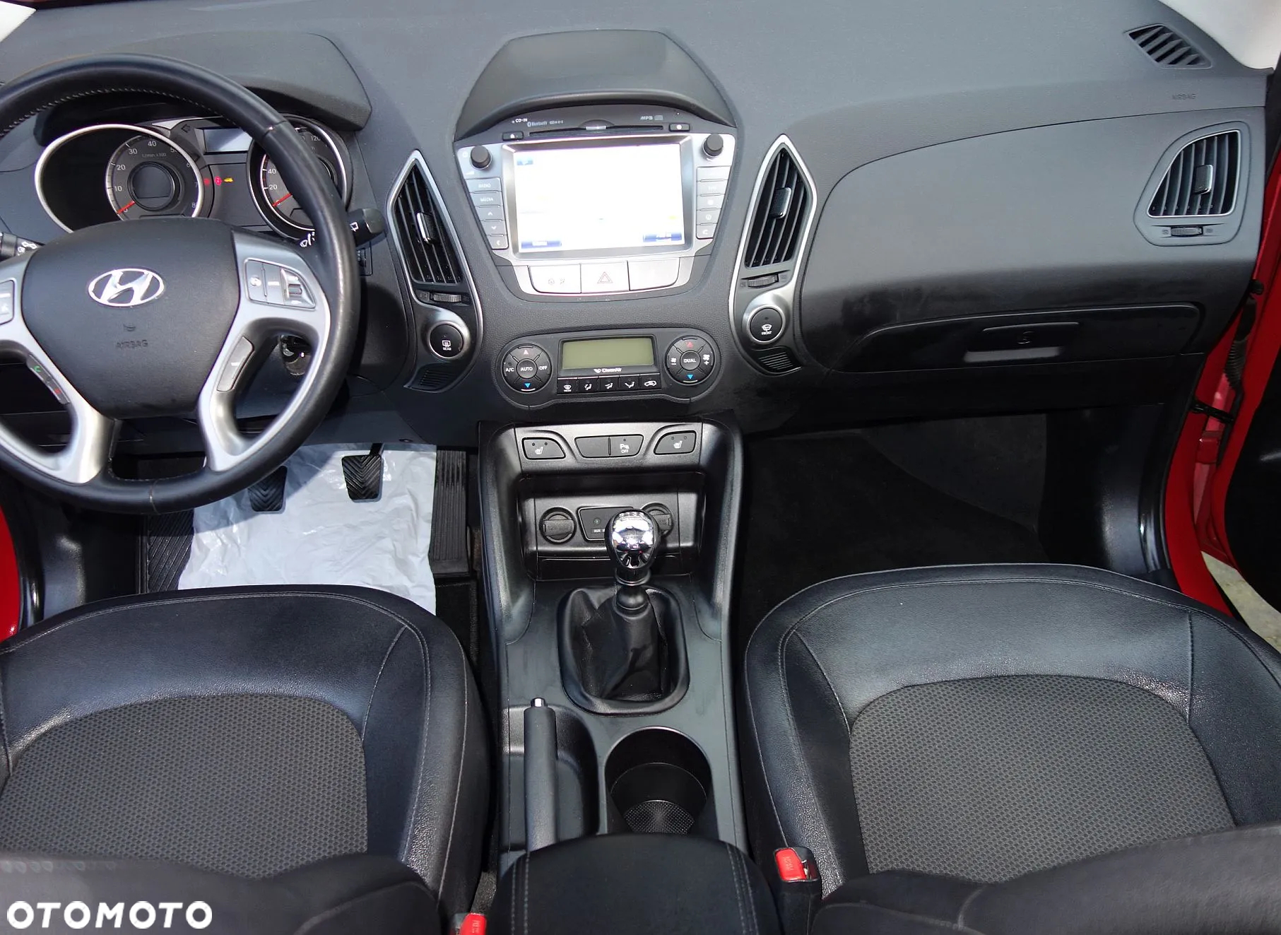 Hyundai ix35 1.6 2WD Fifa World Cup Edition - 26