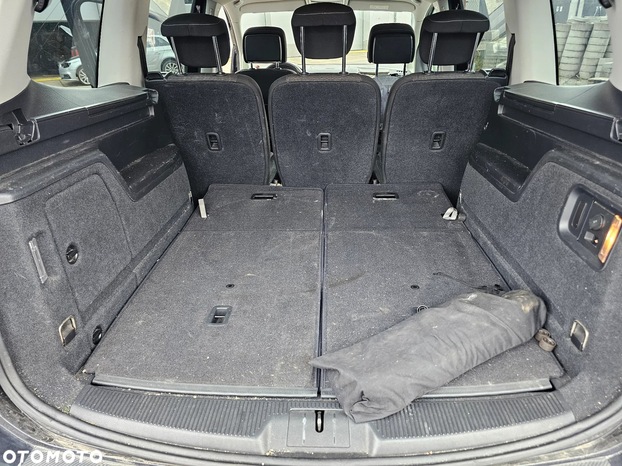Volkswagen Sharan - 27