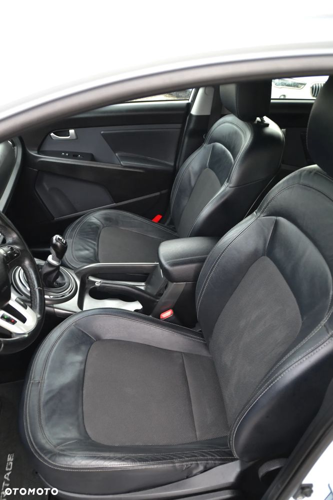 Kia Sportage 1.6 GDI L 2WD - 29
