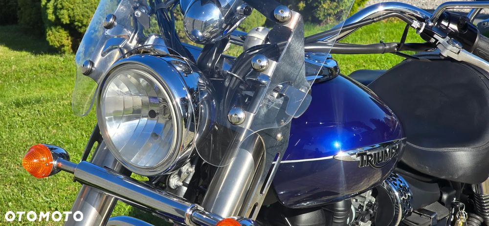 Triumph America - 13