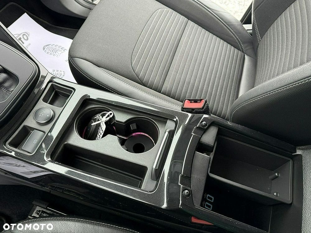 Ford Kuga - 18