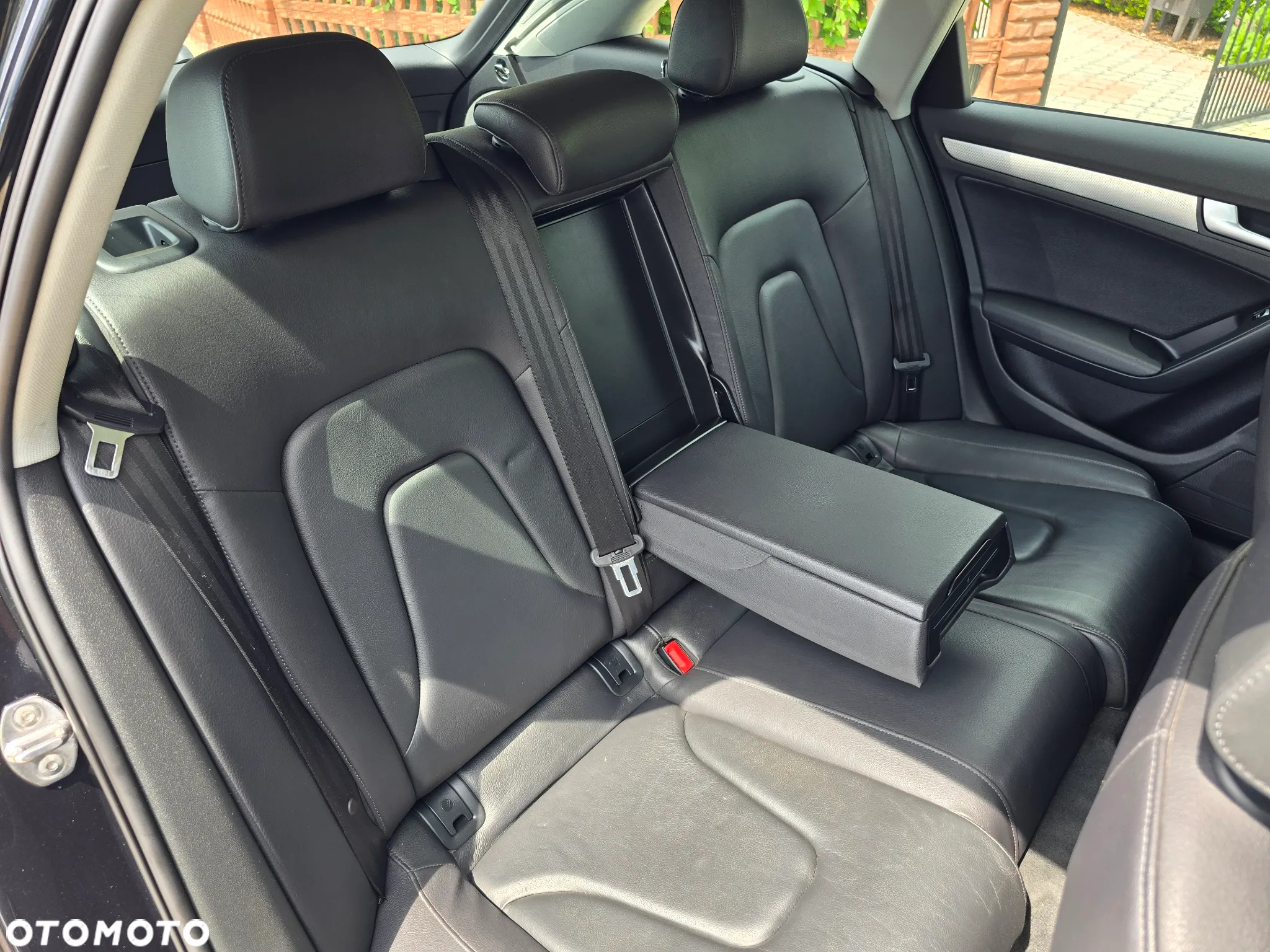 Audi A4 Allroad - 14
