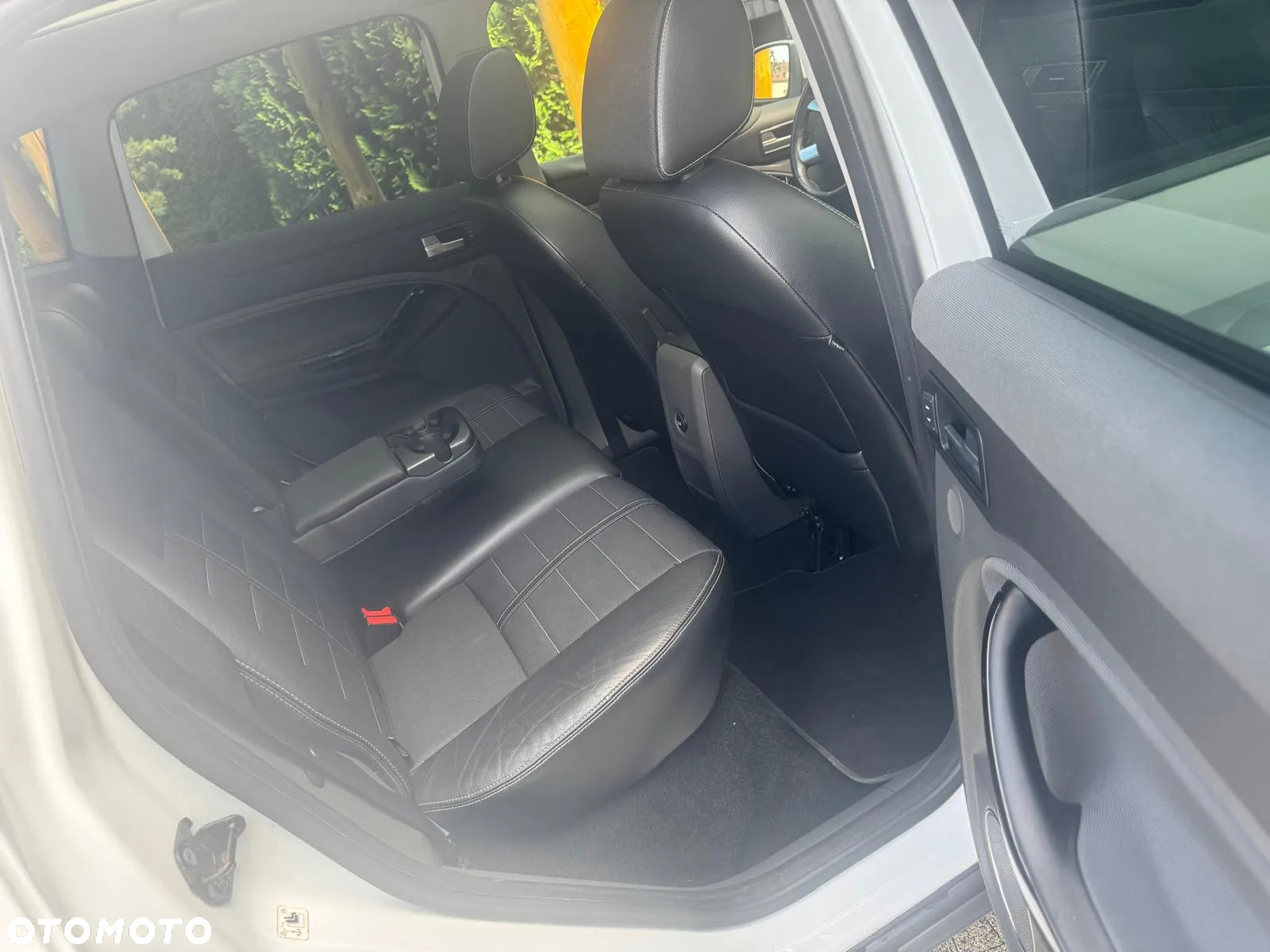 Ford Kuga - 9