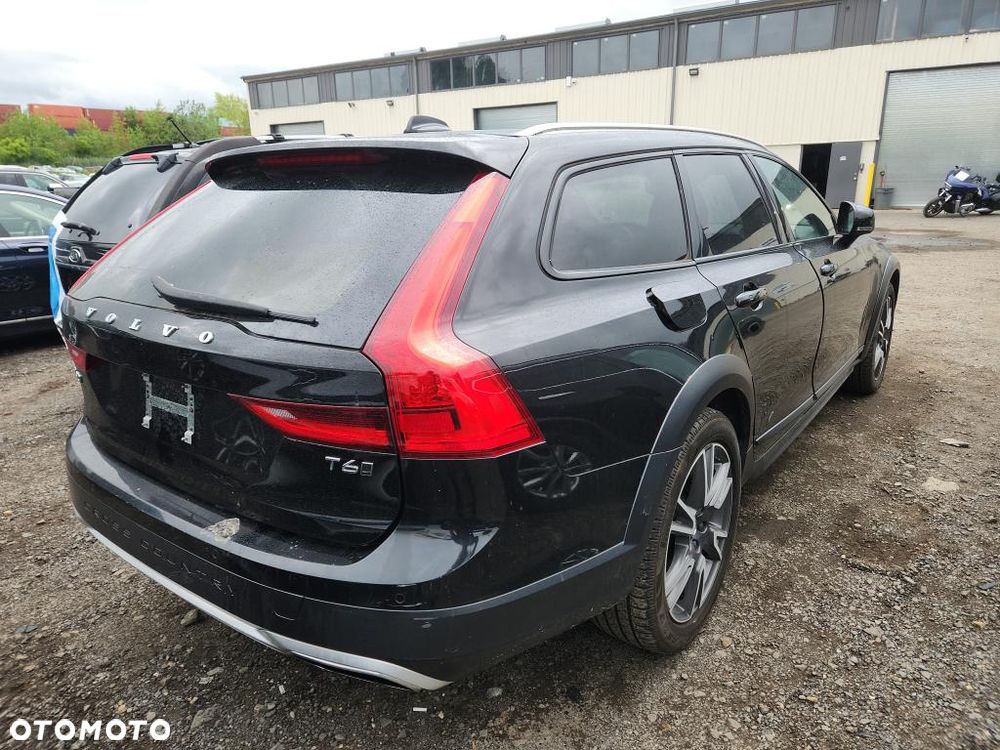 Volvo V90 - 11