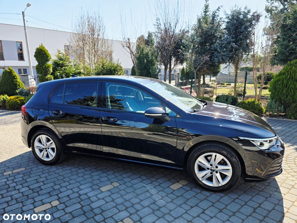 Volkswagen Golf 1.5 eTSI OPF DSG Life - 5
