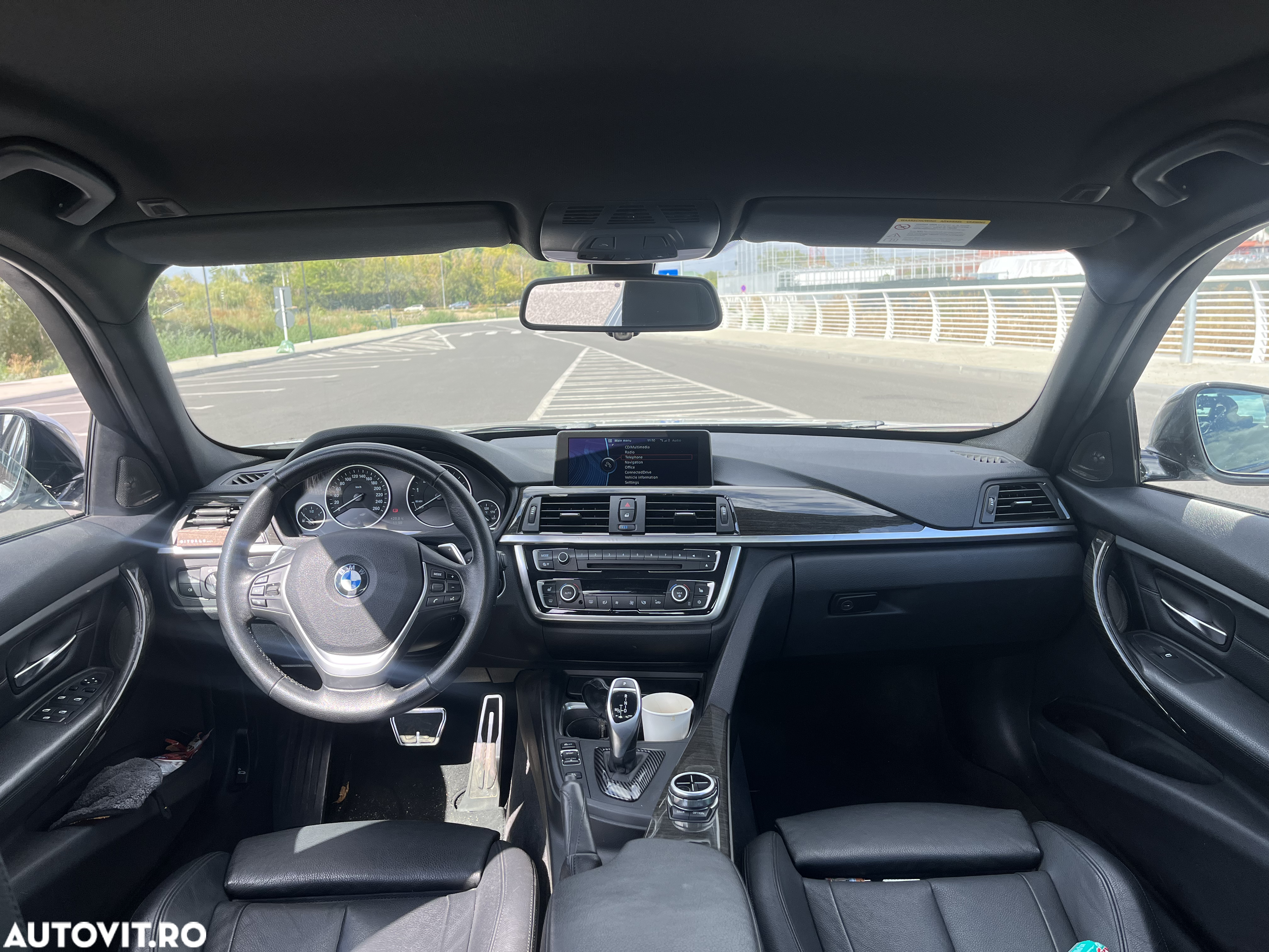 BMW Seria 3 328i Aut. Luxury Line - 9