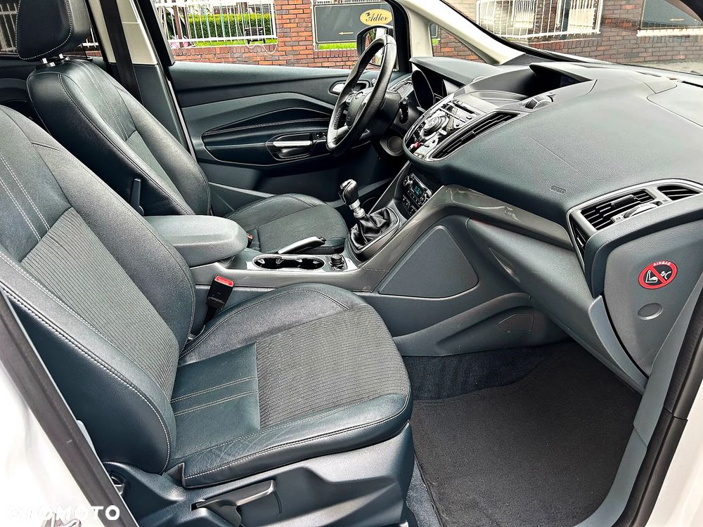 Ford C-MAX 2.0 TDCi Titanium - 21