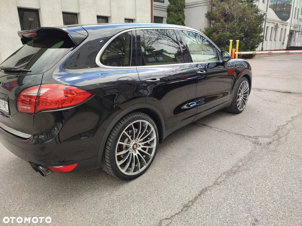 Porsche Cayenne - 28