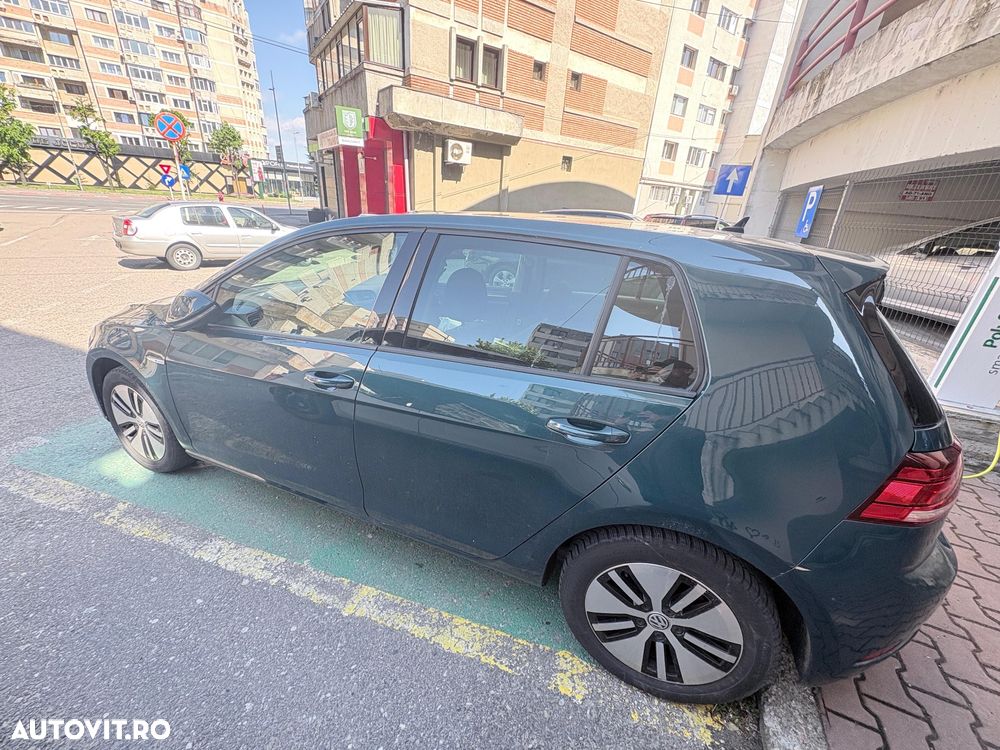 Volkswagen e-Golf - 4