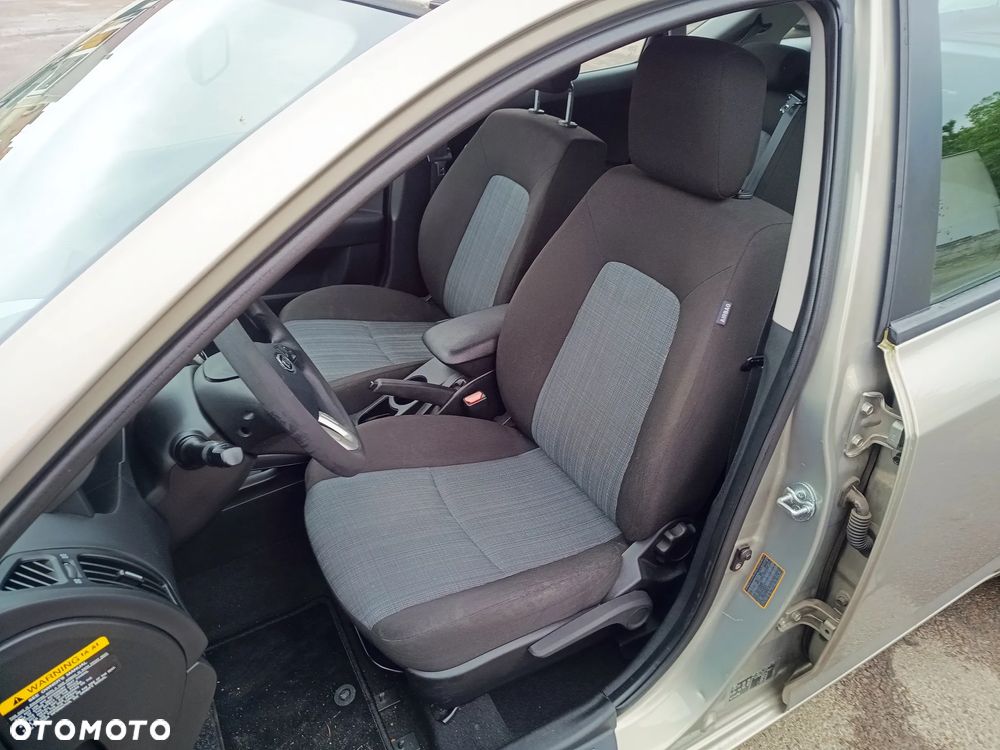 Kia Ceed 1.4 S - 11