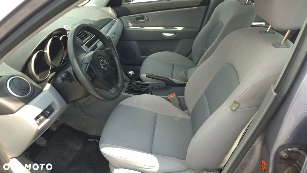 Mazda 3 - 6