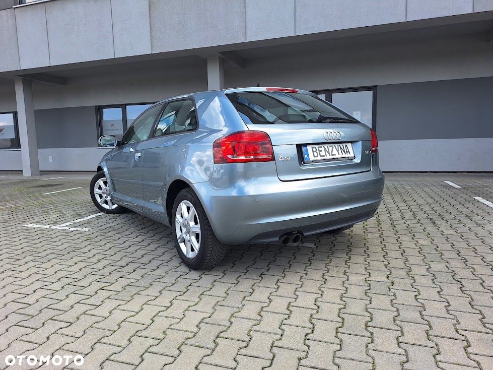 Audi A3 3-drzwiowe 1.4T FSI Ambiente - 2