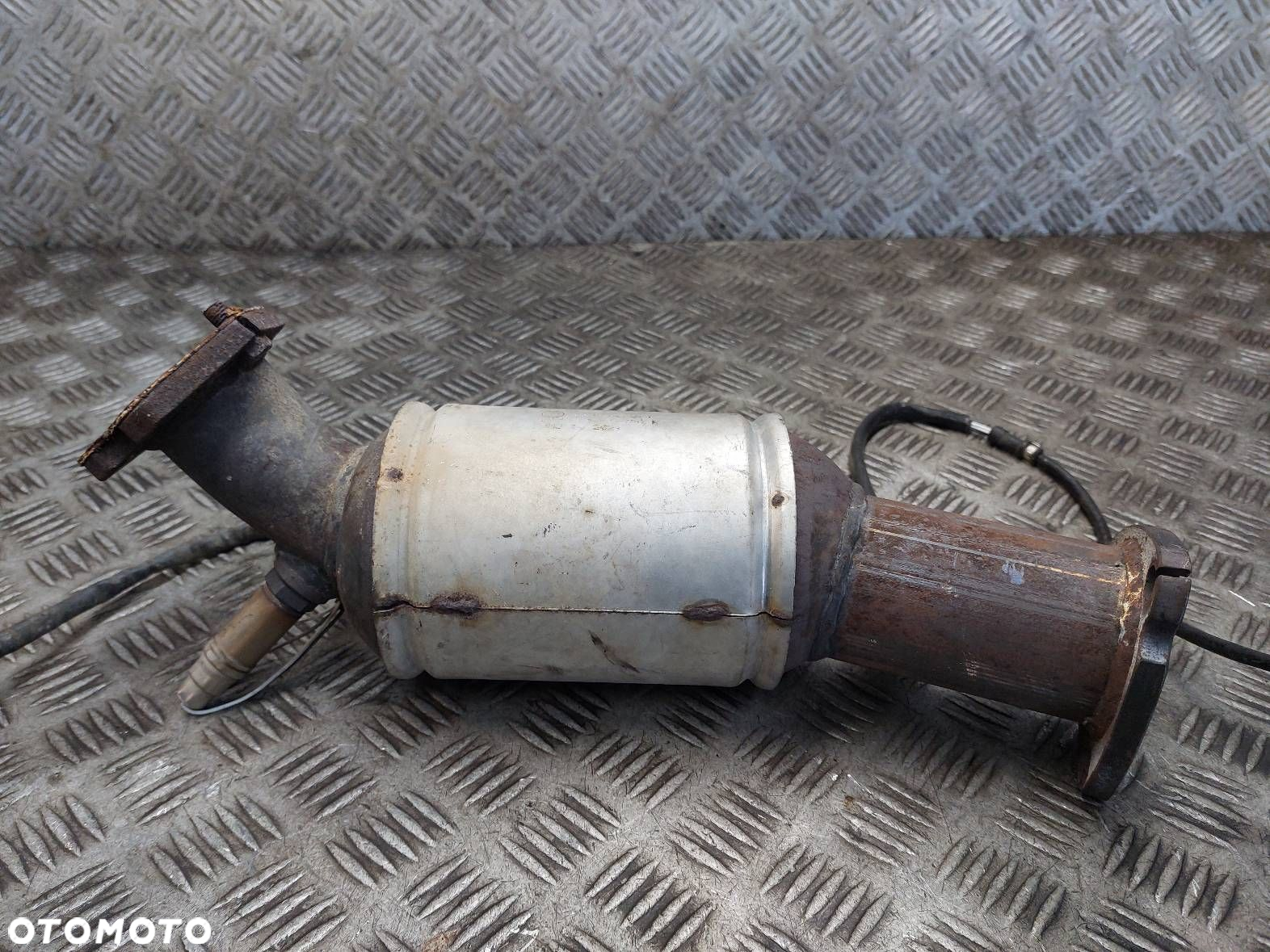 KATALIZATOR PEŁEN AUDI A4 B6 1.6 8V 103R-000079 06B906265B 0258986507 - 2