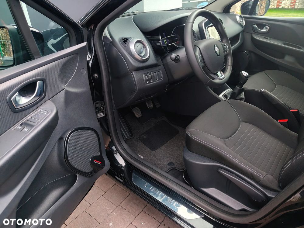 Renault Clio 1.2 16V 75 LIMITED - 6
