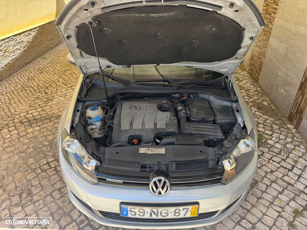 VW Golf 1.6 TDi Trendline BlueMotion - 15