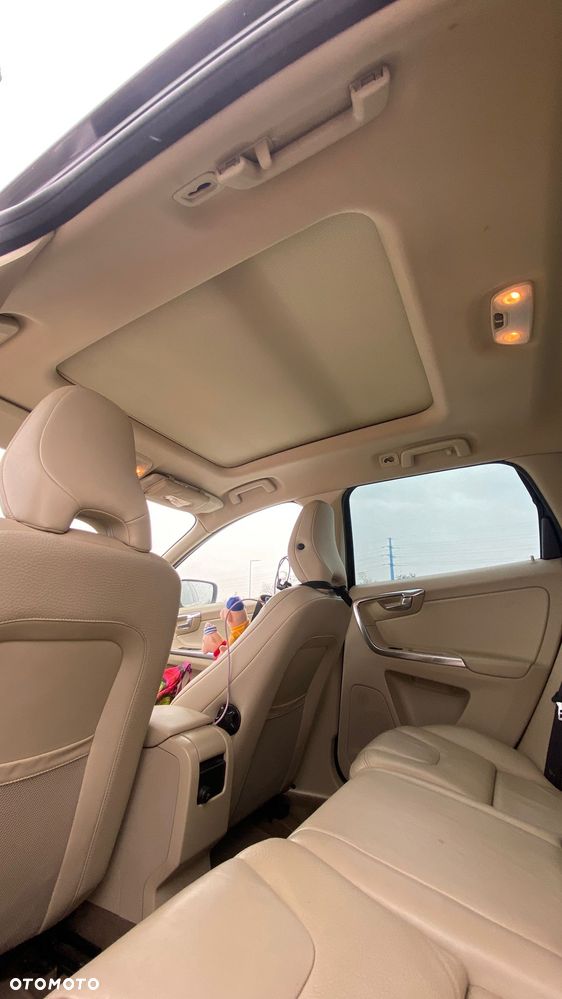 Volvo XC 60 D5 AWD Summum - 21
