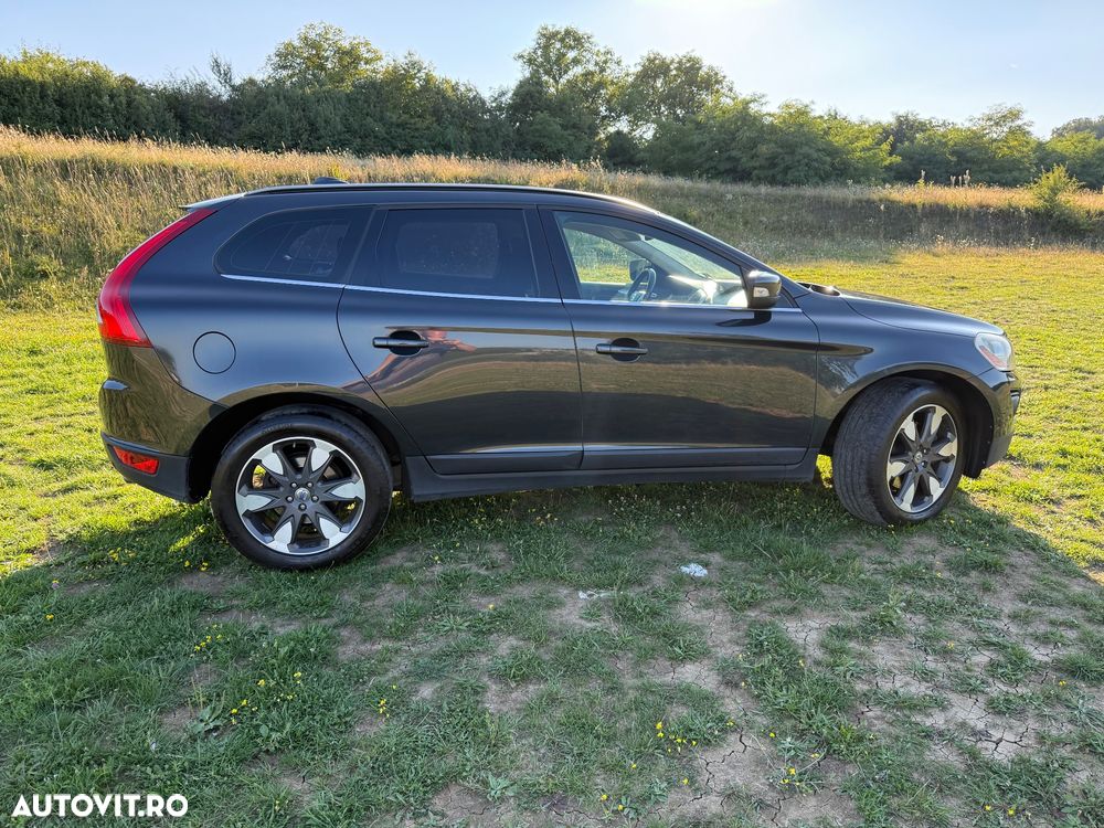 Volvo XC 60 D4 AWD Momentum - 6