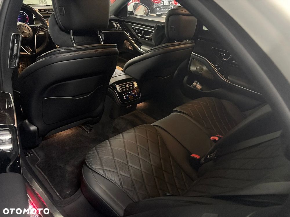 Mercedes-Benz Klasa S 400 d 4Matic L 9G-TRONIC - 16