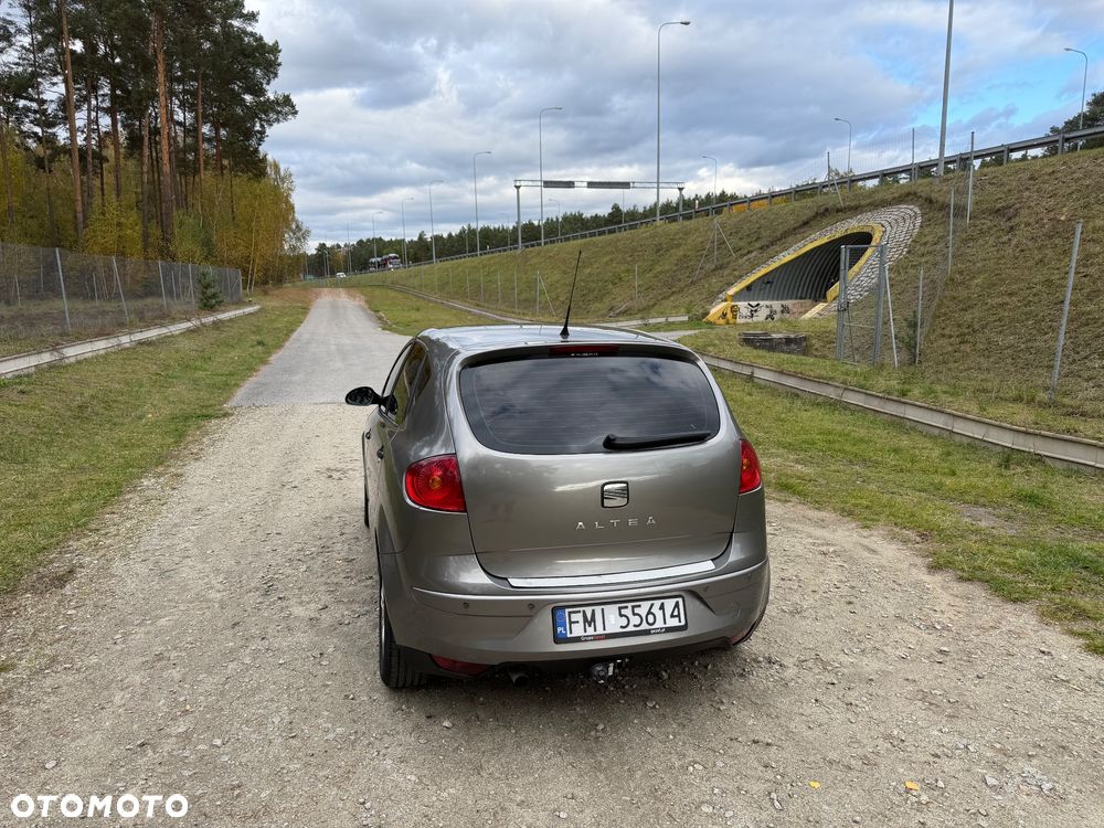 Seat Altea 2006 photo 4