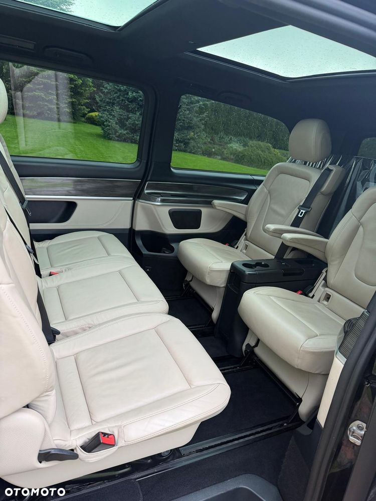 Mercedes-Benz Klasa V 250 d lang 4Matic 9G-TRONIC Exclusive - 6