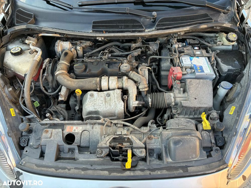 Ford Fiesta - 9