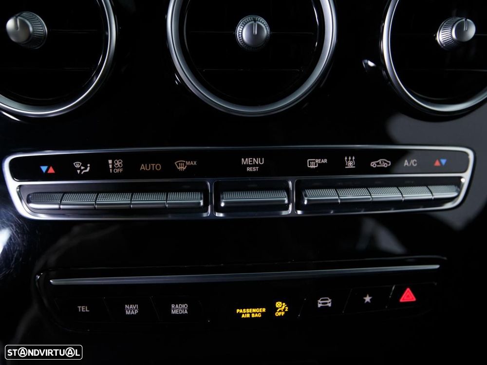 Mercedes-Benz GLC 300 e Coupé 4Matic - 21