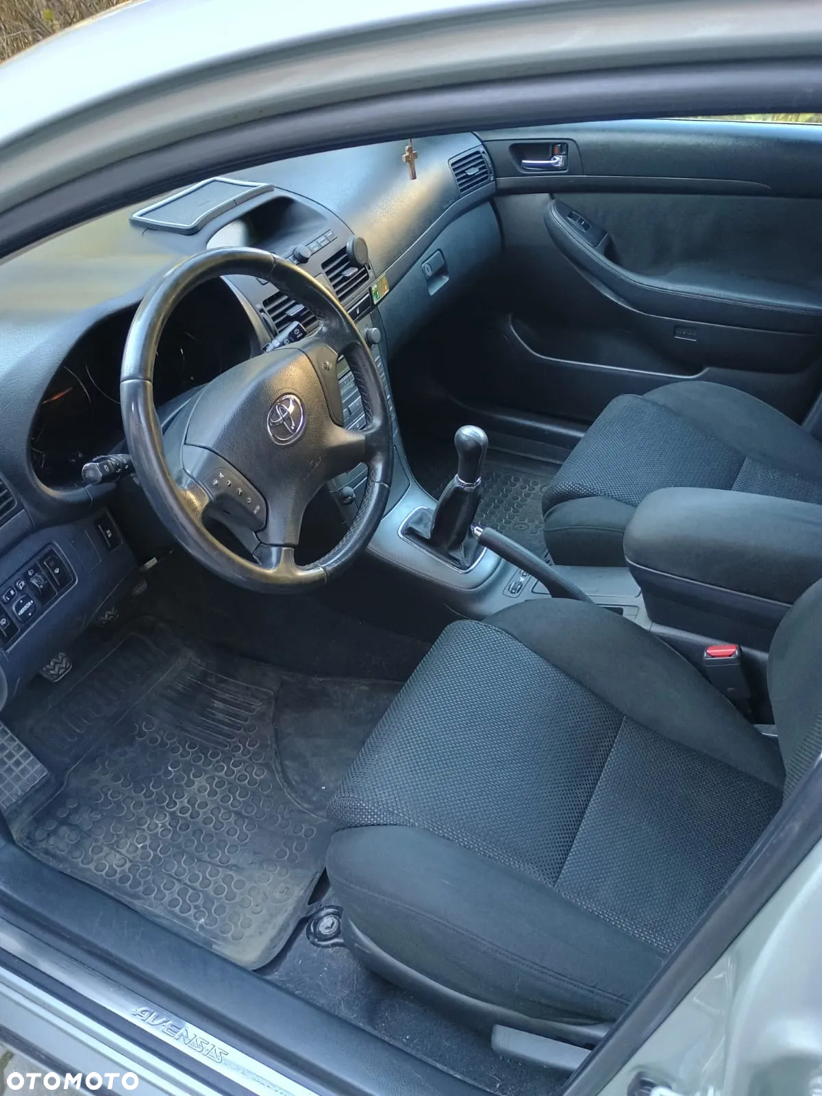 Toyota Avensis 1.8 VVT-i Sol - 9