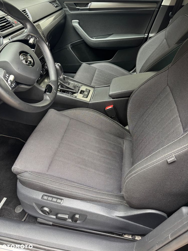 Skoda Superb 2.0 TDI SCR 4x4 Style DSG - 10