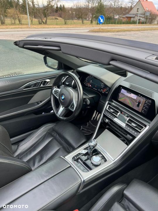 BMW Seria 8 - 12