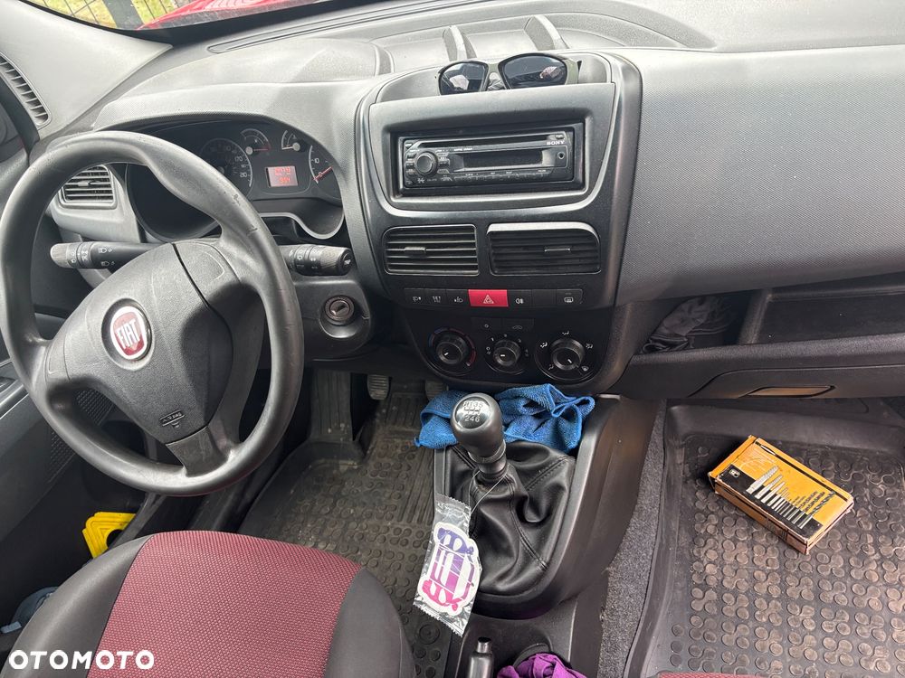 Fiat Doblo 1.6 Multijet 16V Emotion - 17