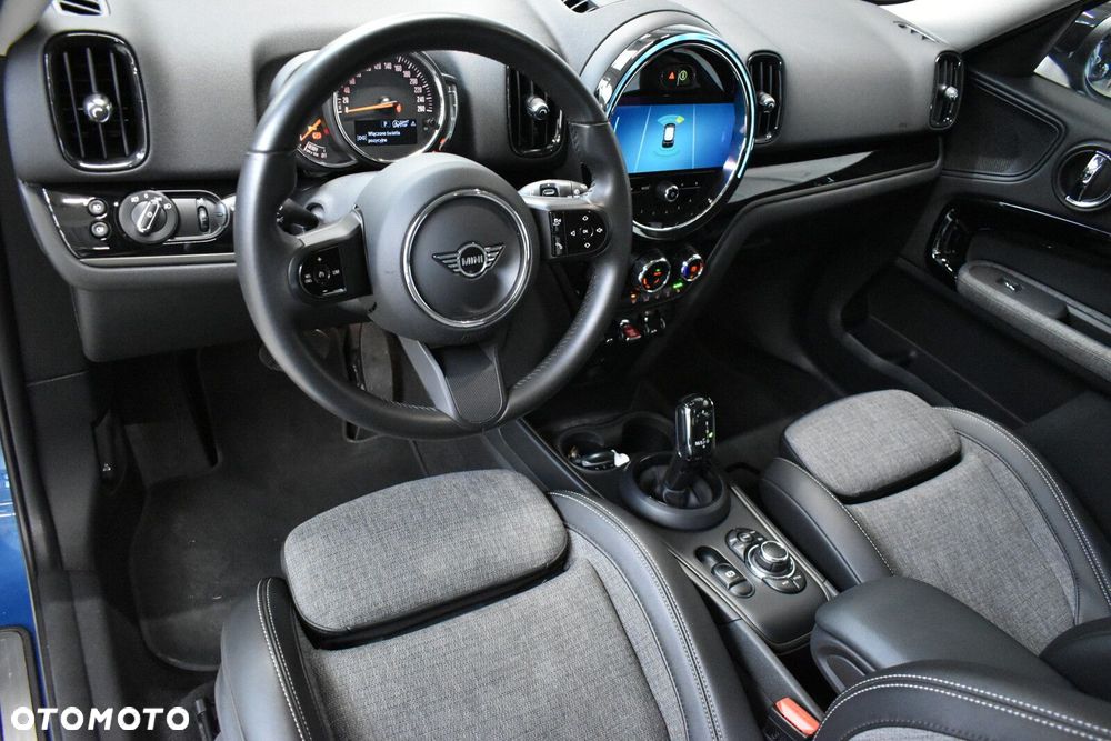 MINI Countryman Cooper Classic Trim - 5