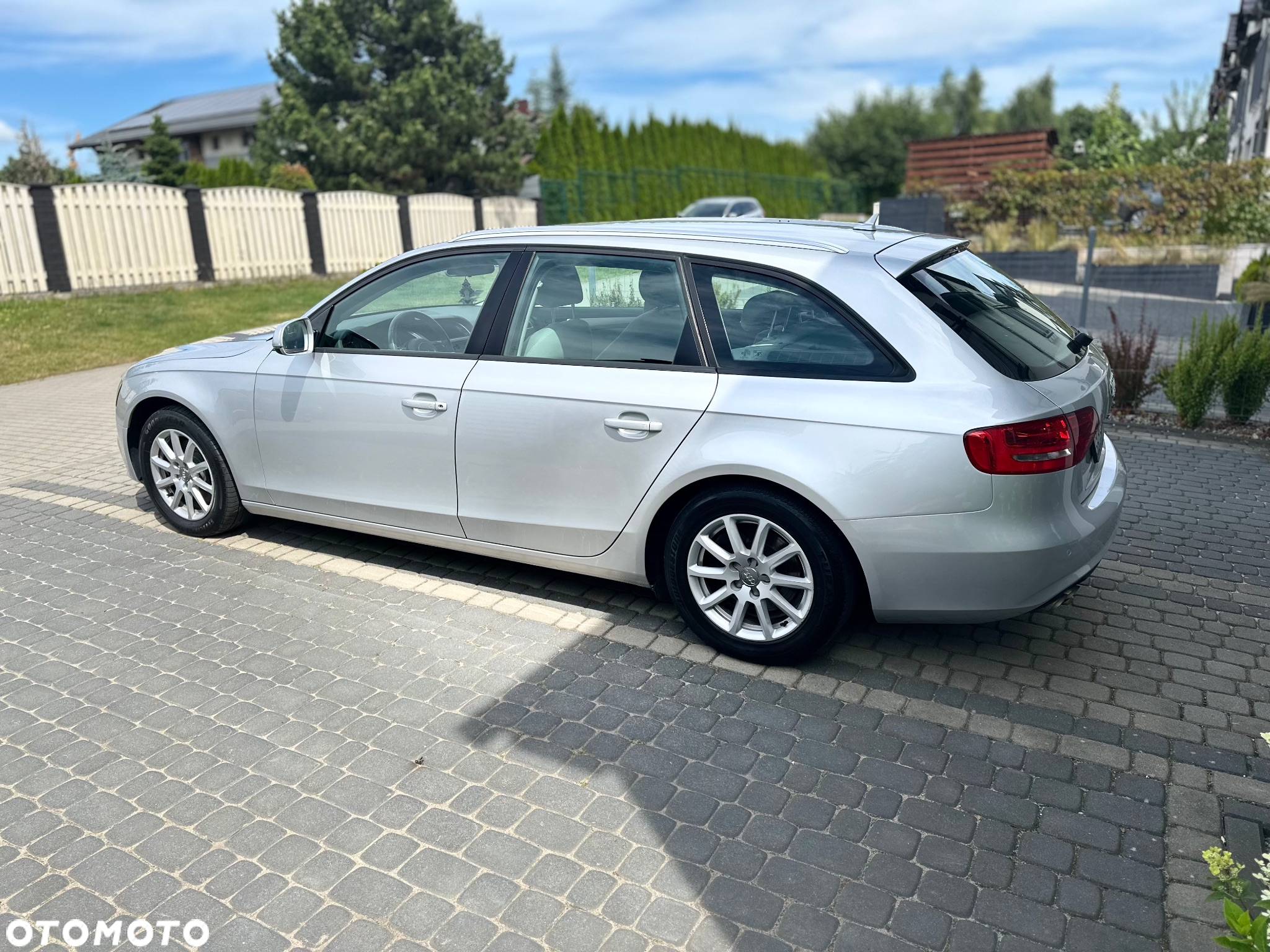 Audi A4 Avant - 4