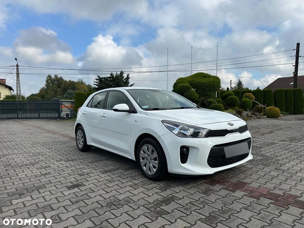 Kia Rio - 4