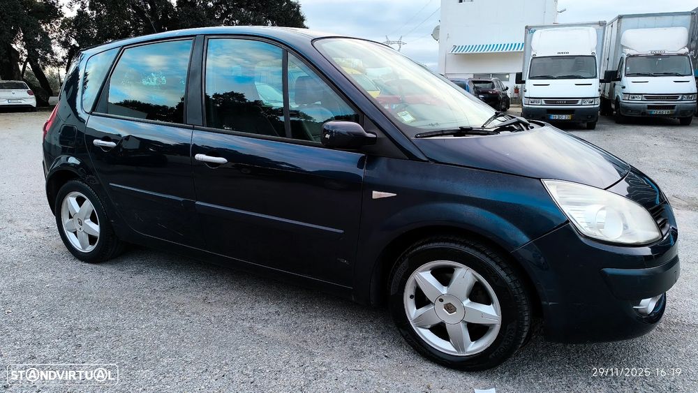 Renault Scénic 1.5 dCi Dynamique S - 19