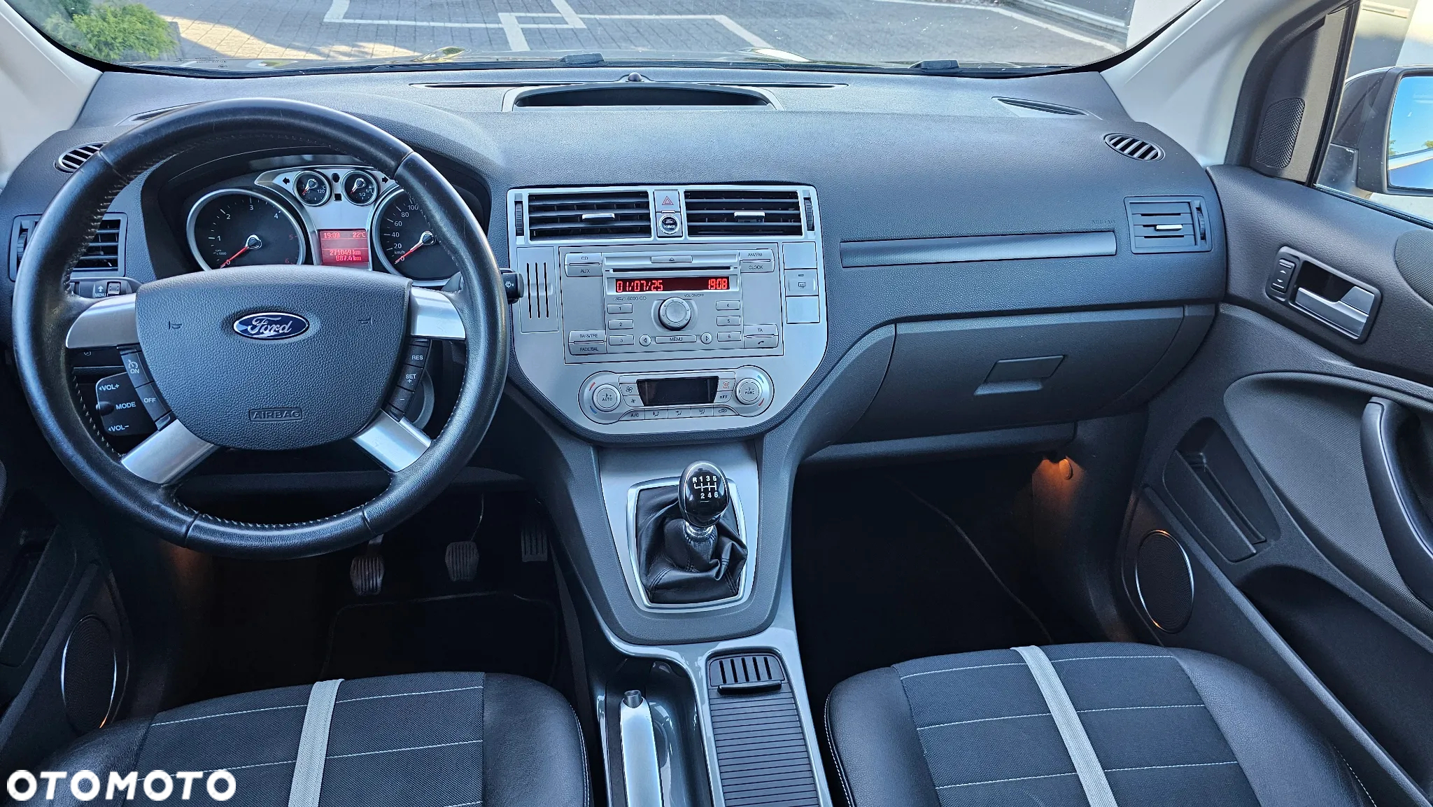 Ford Kuga 2.0 TDCi 2x4 Individual - 9